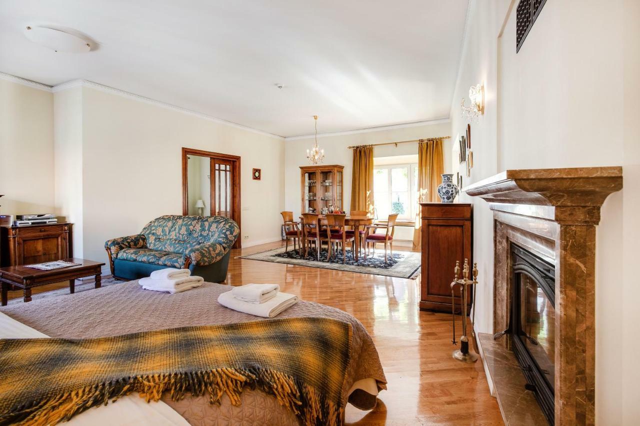 Classy Old Town Apartments By Reside Baltic Vilnius Luaran gambar