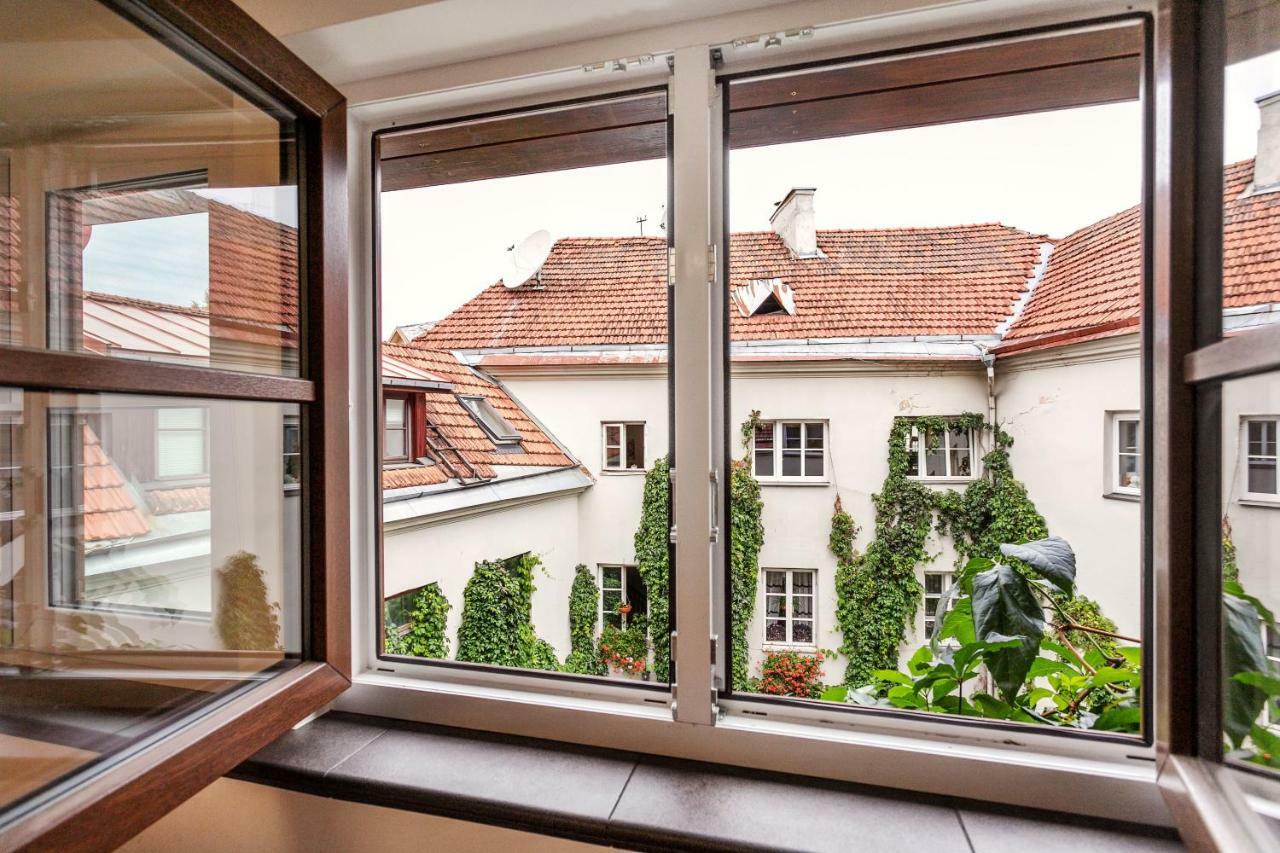 Classy Old Town Apartments By Reside Baltic Vilnius Luaran gambar